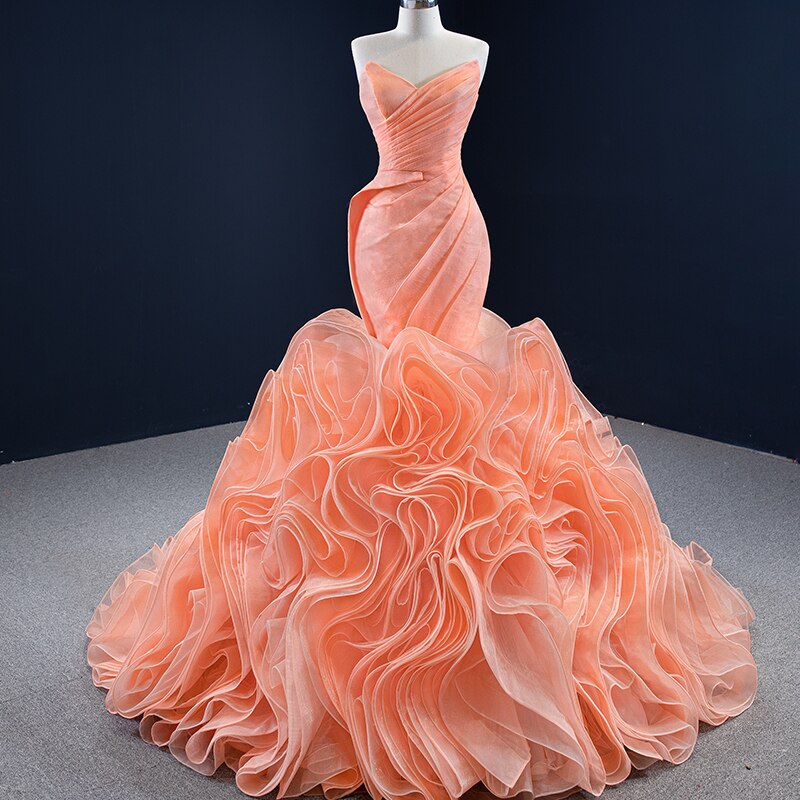 Orange Ruffled Heart-shaped Slim-fit Evening Gown