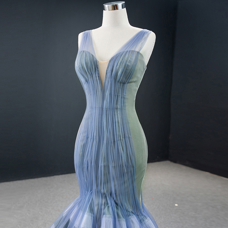 Blue Slim-fit Lace Evening Dress